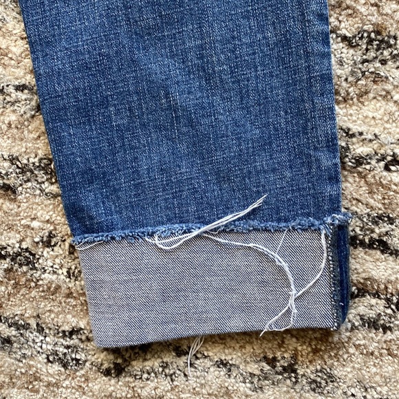 Kut From The Kloth Size 4 Jeans with Distressed Knee - Picture 6 of 6